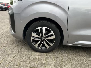 11250  Citroen Spacetourer Mietwagen