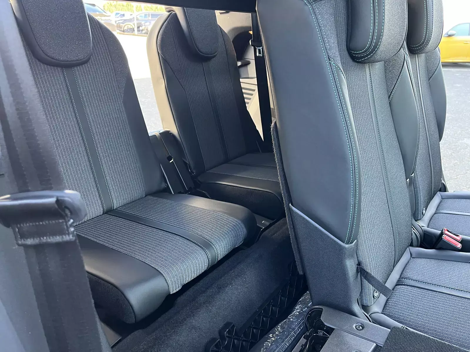 Peugeot 5008 HDI 130 Allure Pack Mietwagen 