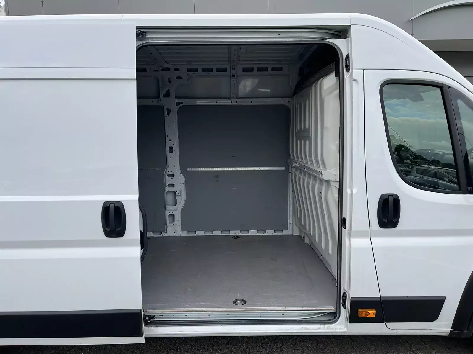 11184 Boxer Groka L4 H2 165 Mietwagen 