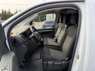 11324 Peugeot Expert 145PS Mietwagen 