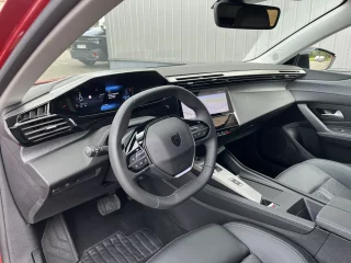 11269 308 Allure HDi 130 EAT8 Mietwagen