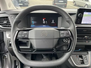 11250  Citroen Spacetourer Mietwagen