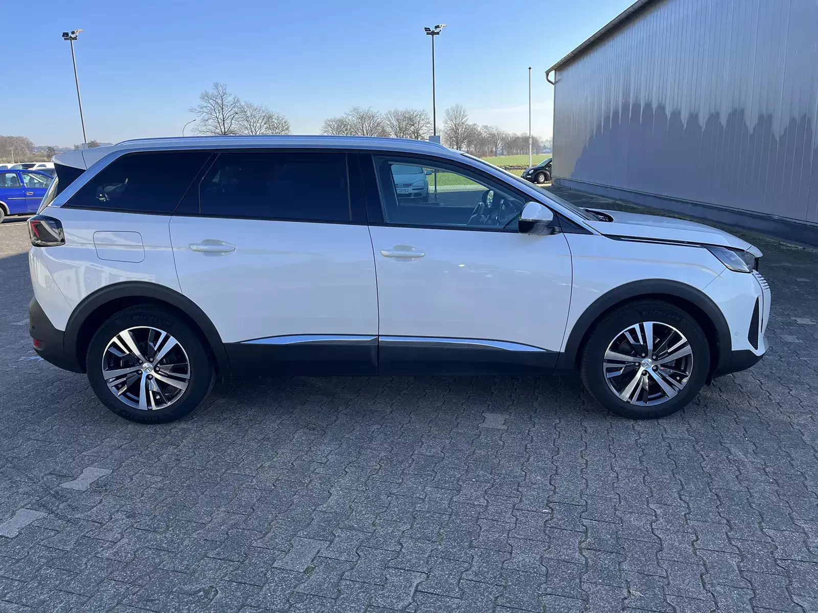 Peugeot 5008 HDI 130 Allure Pack Mietwagen 