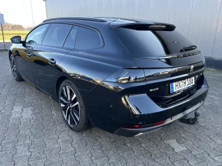 11119 508 SW GT HDI 180 EAT8 Mietwagen